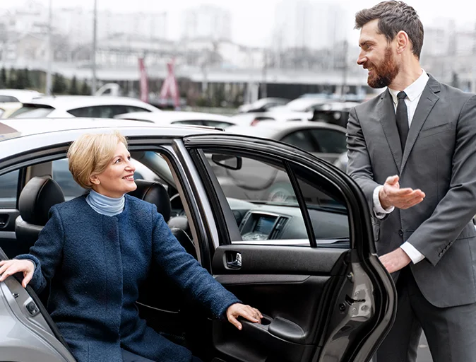 Orlando Transportation Comparison: Uber vs Luxury Car Services | Complete 2024 Guide